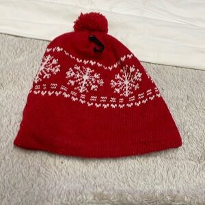 red snowflake beanie